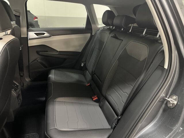 2026 Volkswagen Taos SE 4Motion