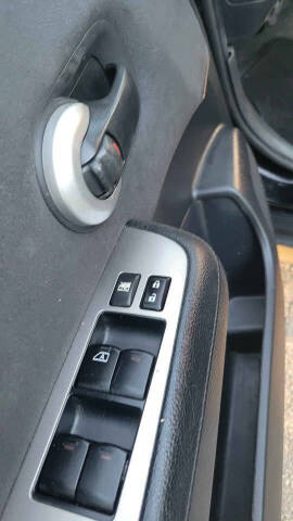 2008 Nissan Versa 1.8 SL