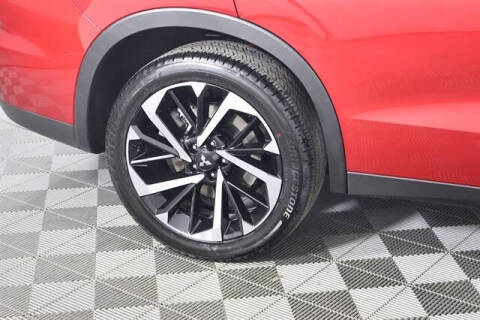 2023 Mitsubishi Outlander SE