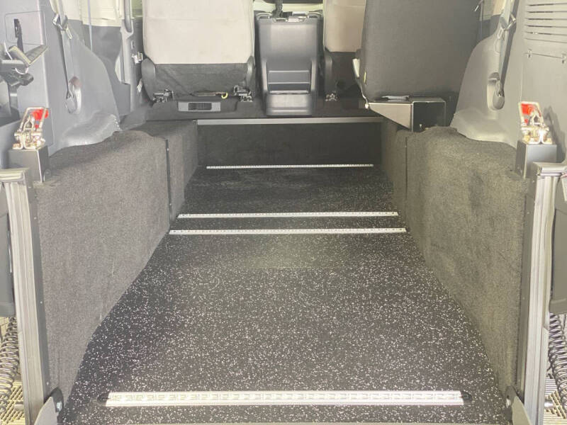 2023 Toyota Sienna LE 8-Passenger