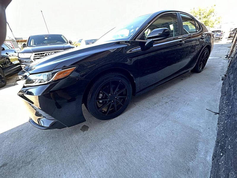 2018 Toyota Camry SE