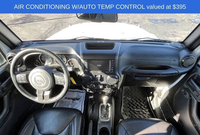 2017 Jeep Wrangler Unlimited Smoky Mountain