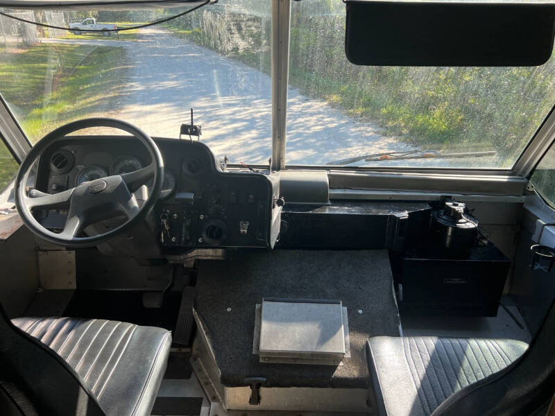 2008 Freightliner MT45 Chassis