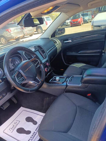 2019 Chrysler 300 Touring