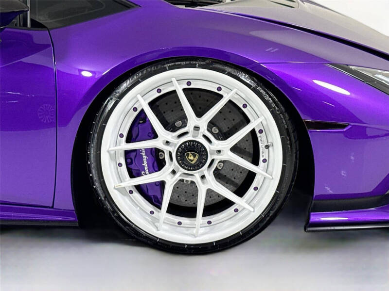 2023 Lamborghini Huracan Tecnica