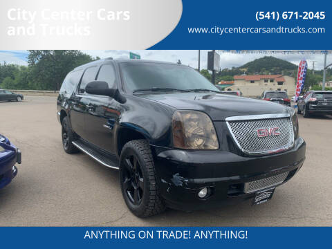 2007 GMC Yukon XL for sale at City Center Cars and Trucks in Roseburg OR