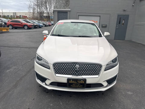2020 Lincoln MKZ Standard