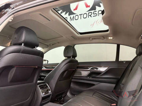 2018 BMW 7 Series 740i