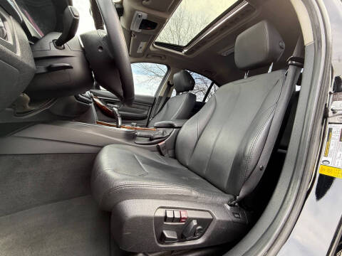 2013 BMW 3 Series 328i