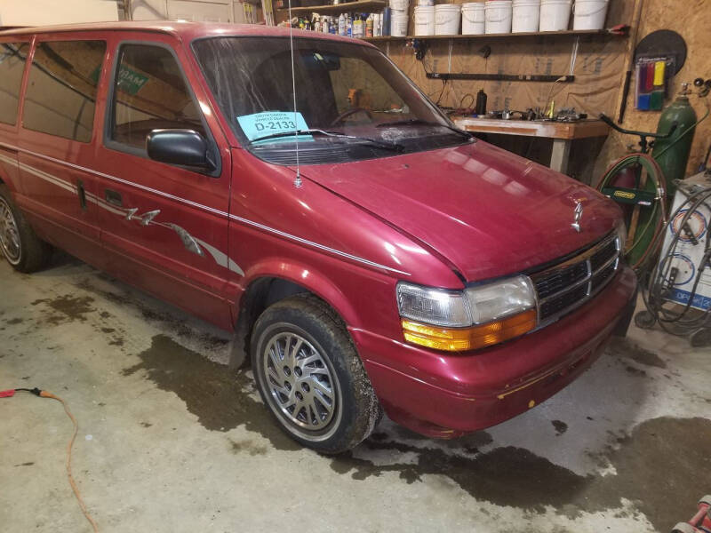 1994 Dodge Grand Caravan for sale at B&M Auto Sales and Service LLP in Marion SD