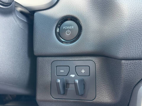 2025 Toyota Sequoia SR5