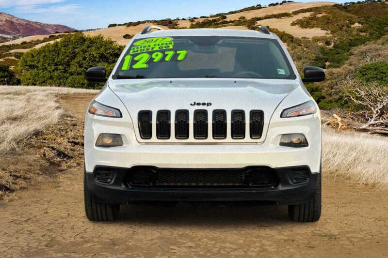 2017 Jeep Cherokee Sport Altitude