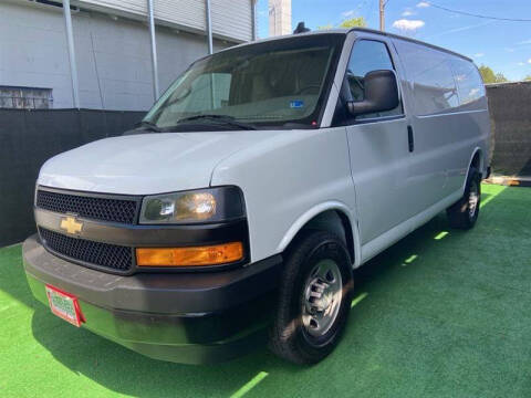 2021 Chevrolet Express 2500