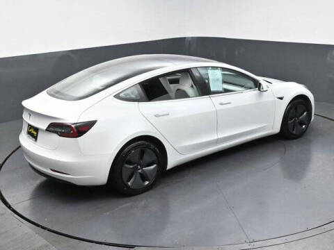 2019 Tesla Model 3 Standard Range Plus