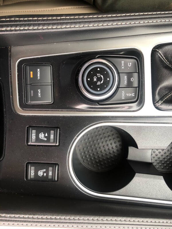 2017 Nissan Maxima 3.5 SV