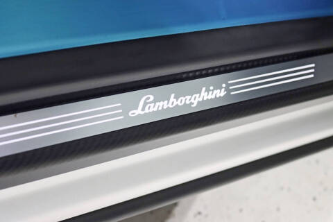 2024 Lamborghini Urus S