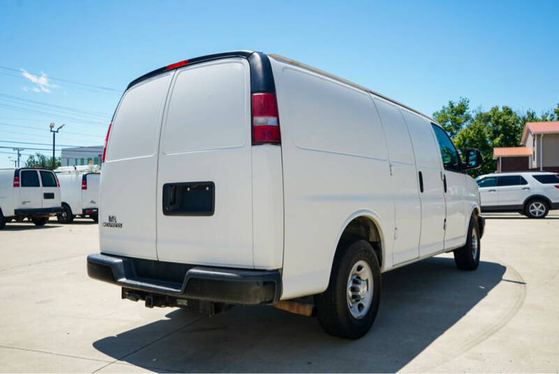 2017 Chevrolet Express 2500