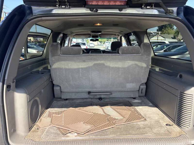 2003 GMC Yukon XL 1500 SLE