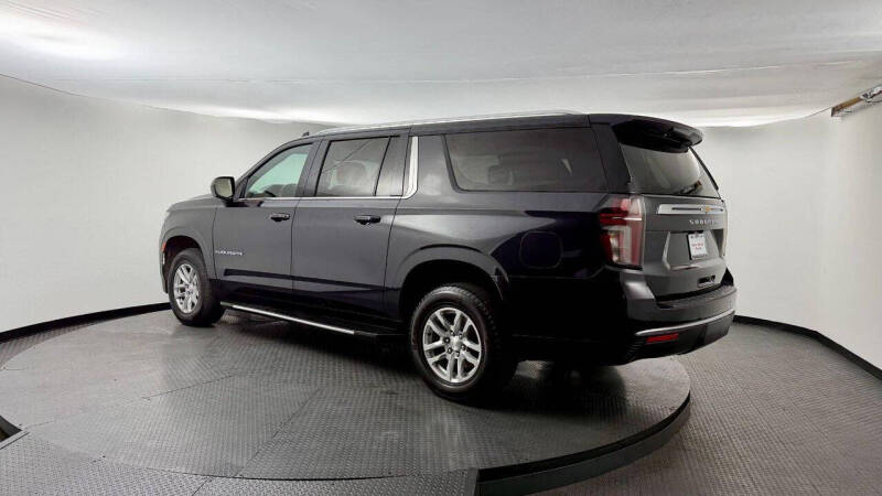 2022 Chevrolet Suburban LS