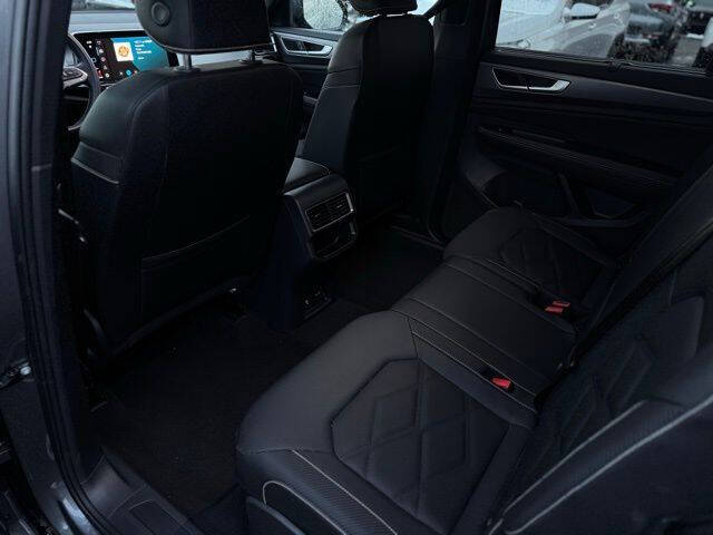 2025 Volkswagen Atlas Cross Sport SE 4Motion