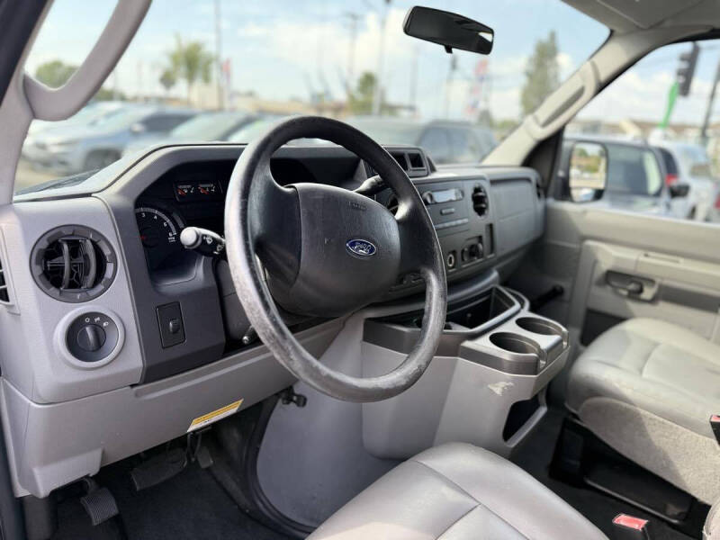 2010 Ford E-Series E-250