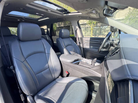 2020 Buick Enclave Essence