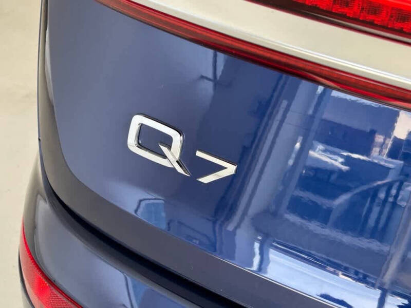 2022 Audi Q7 quattro Premium Plus 45 TFSI