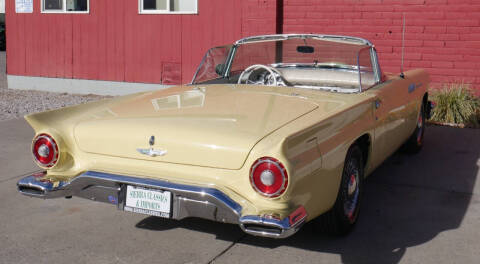 1957 Ford Thunderbird