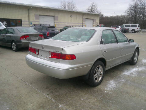 2001 Toyota Camry LE