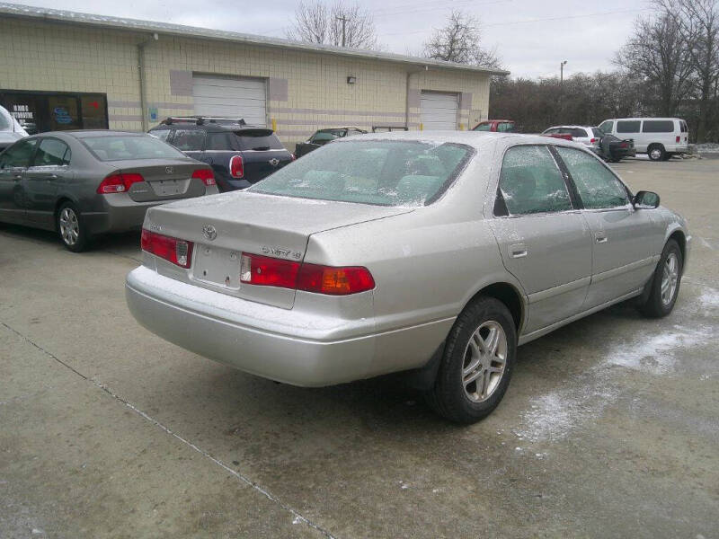 2001 Toyota Camry LE