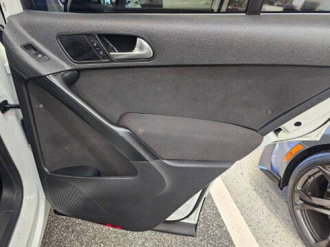 2018 Volkswagen Tiguan Limited 2.0T 4Motion