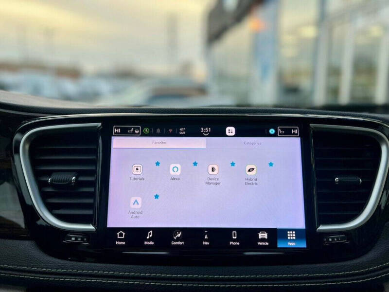 2021 Chrysler Pacifica Hybrid Limited