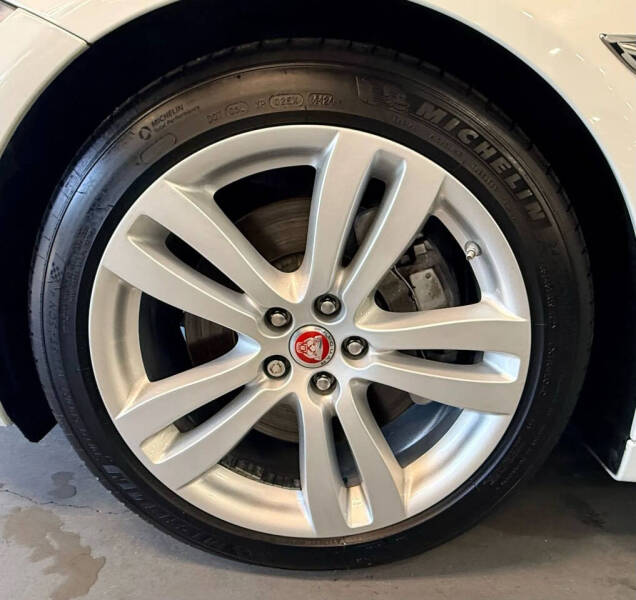 2017 Jaguar XJL Portfolio