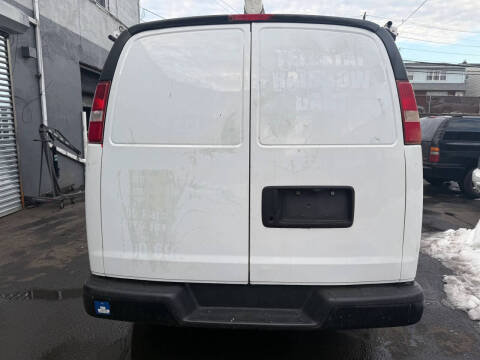 2015 Chevrolet Express 2500
