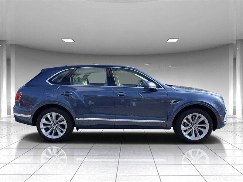 2018 Bentley Bentayga 6