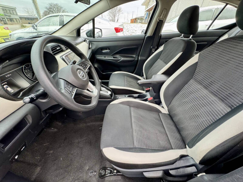 2020 Nissan Versa SV