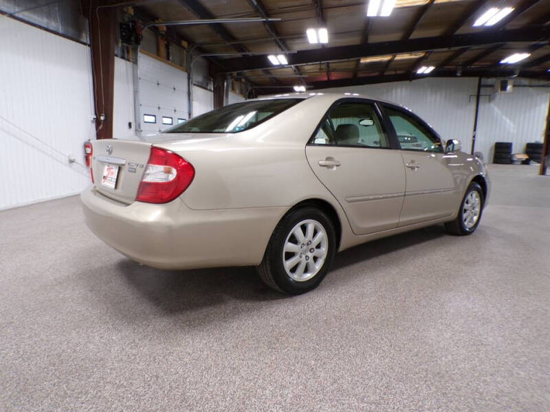 2004 Toyota Camry XLE