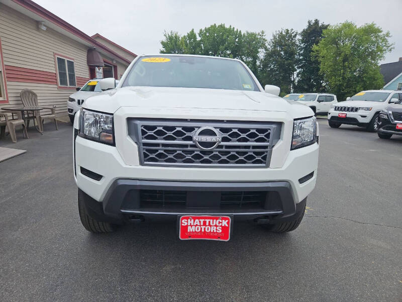 2023 Nissan Frontier SV photo 3