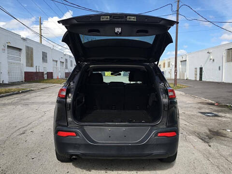 2016 Jeep Cherokee Latitude 75th Anniversary