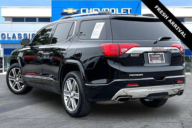 2019 GMC Acadia Denali