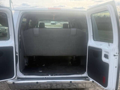 2014 Ford E-Series E-350 SD XL