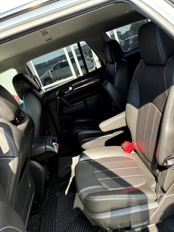 2017 Buick Enclave Leather