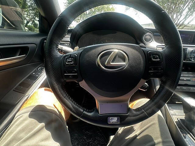 2017 Lexus IS 350