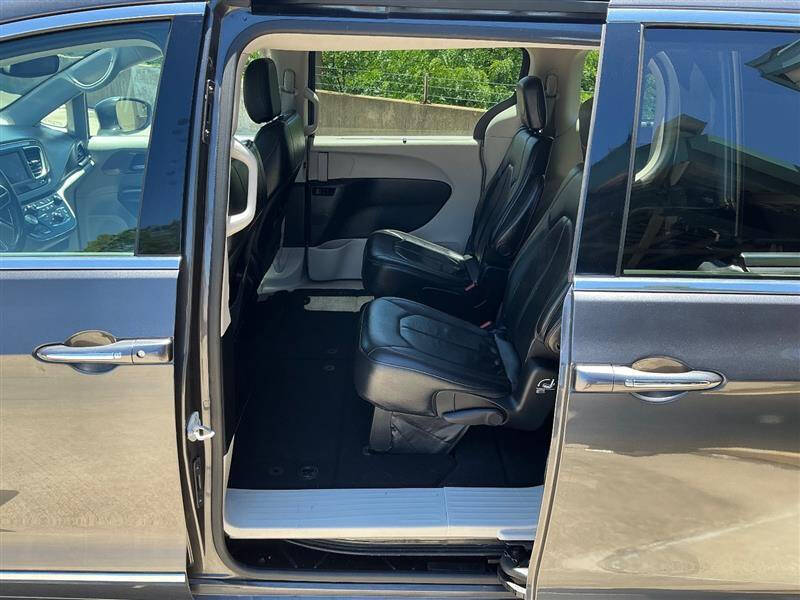 2018 Chrysler Pacifica Touring L