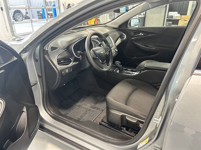 2024 Chevrolet Malibu LS