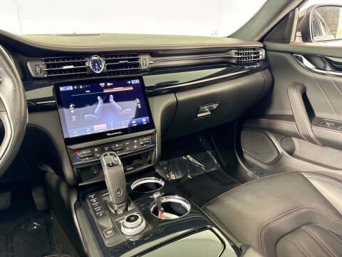 2023 Maserati Quattroporte Modena Q4