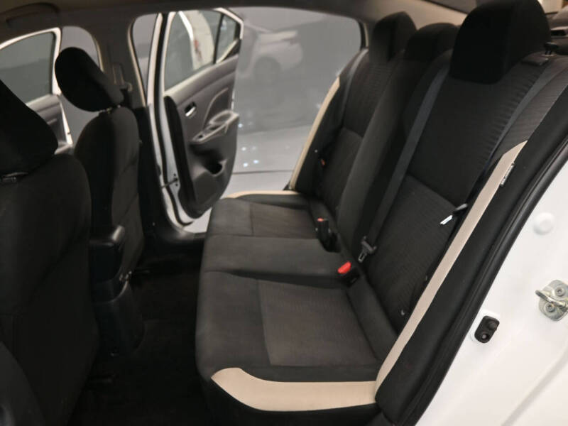 2020 Nissan Versa SV