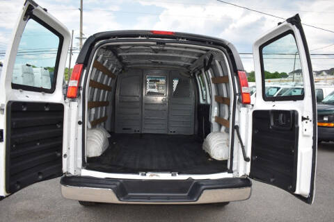 2017 GMC Savana 2500