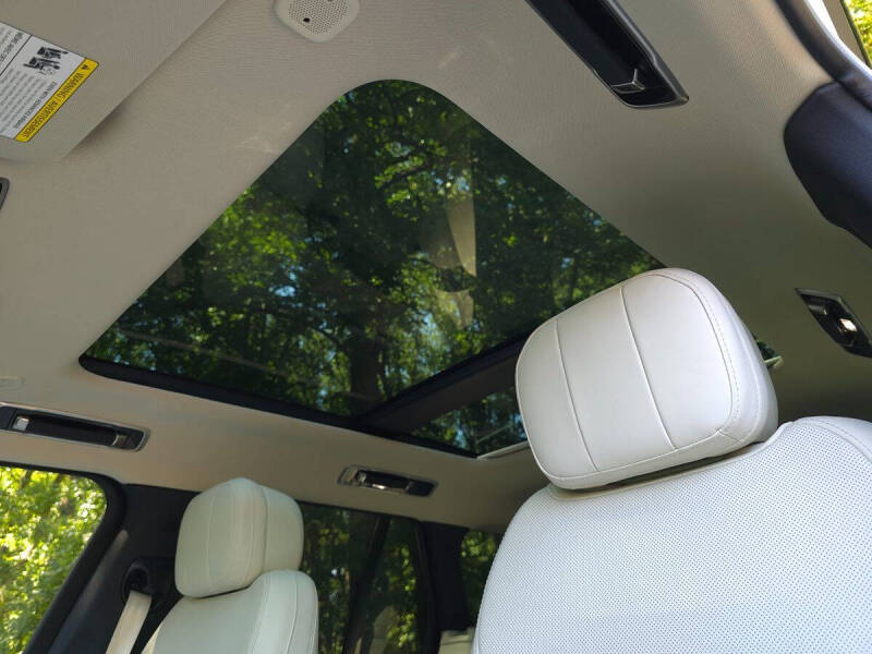 2023 Land Rover Range Rover P400 SE