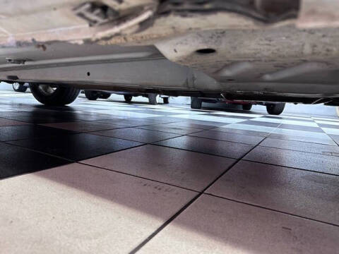 2011 Cadillac DTS Luxury Collection